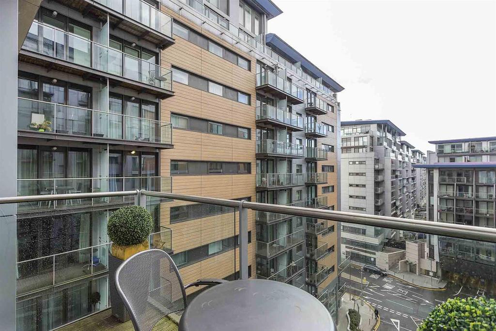 Hawker Building, Chelsea Bridge Wharf, London, SW11 1 bed apartment £