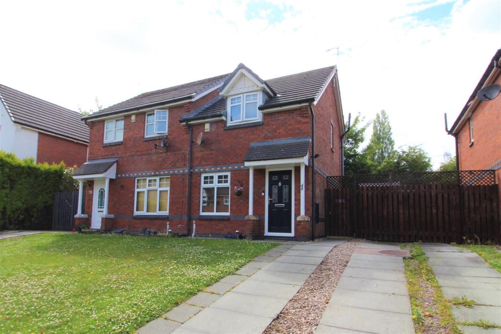Moss Valley Road, New Broughton, Wrexham 2 bed semidetached house £145,000