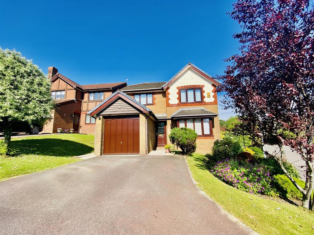 Ffordd Dryden, Killay, Swansea 4 bed detached house £349,950