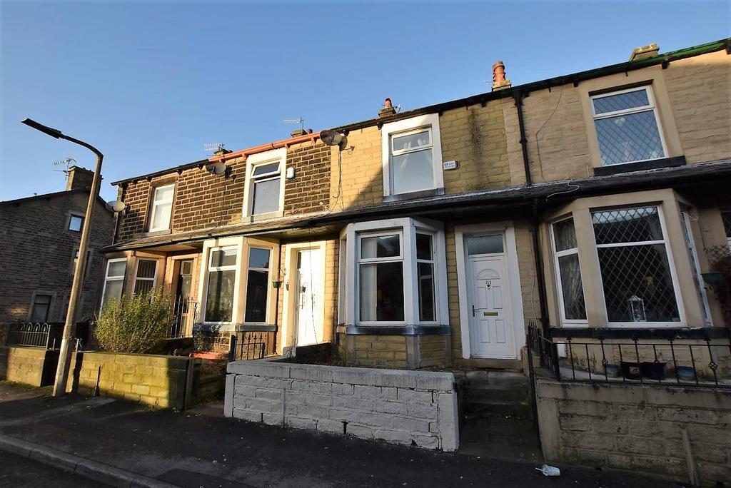 Oak Street, Colne 2 bed terraced house £445 pcm (£103 pw)