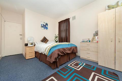 2 bedroom property for sale, Mount Pleasant Road, London