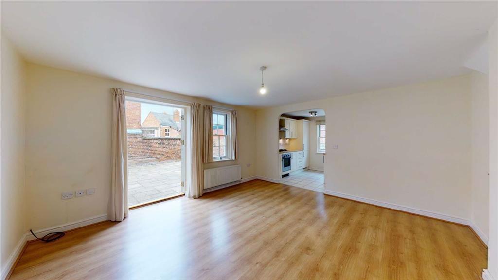 Llewellyn Place, Mountfields, Shrewsbury 2 bed terraced house £800 pcm (£185 pw)