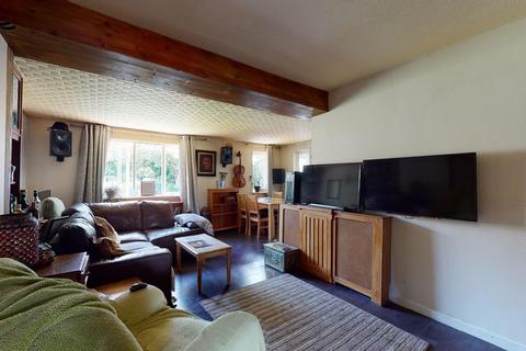 36 Calais Hill, Tyler Hill, Canterbury, CT2 9LT