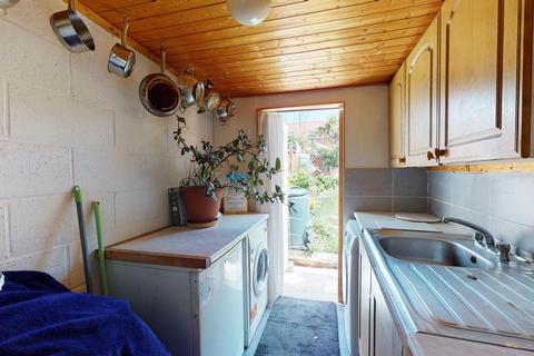 36 Calais Hill, Tyler Hill, Canterbury, CT2 9LT