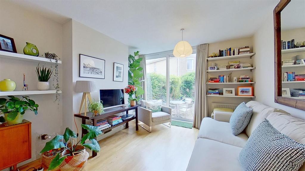 Summerley-St-Earlsfield-SW18-06222021 172044.jpg