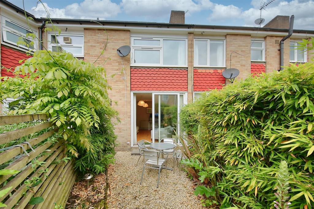 78 summerley street image4 17405 4.jpg