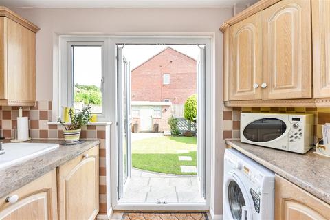 22 Olivers Meadow, Westergate, Chichester, PO20 3YA