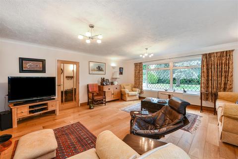 Cedar End Eastergate Lane, Eastergate, Chichester, PO20 3SJ