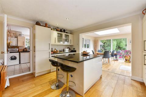 Cedar End Eastergate Lane, Eastergate, Chichester, PO20 3SJ