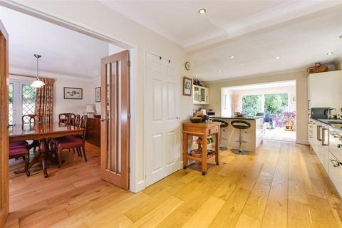 Cedar End Eastergate Lane, Eastergate, Chichester, PO20 3SJ