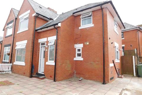 3 bedroom townhouse for sale - Hoyle Avenue, Oldham