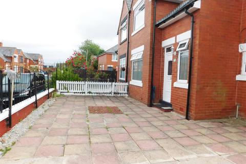 3 bedroom townhouse for sale - Hoyle Avenue, Oldham