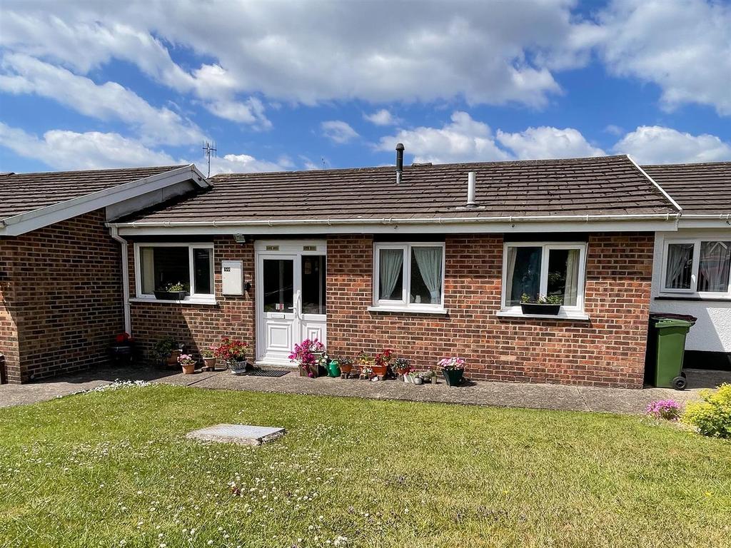 59 Fleming Way, Neyland SA73 1SD 2 bed bungalow £129,950