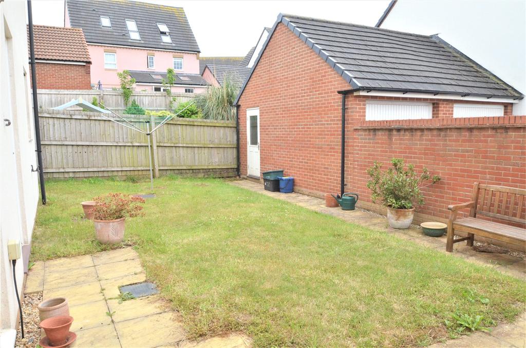 Cambridge Way, Cullompton, Devon, EX15 3 bed detached house £325,000