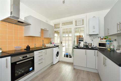 20 Doris Avenue, Erith, DA8 3ND
