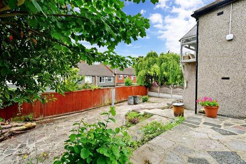 20 Doris Avenue, Erith, DA8 3ND