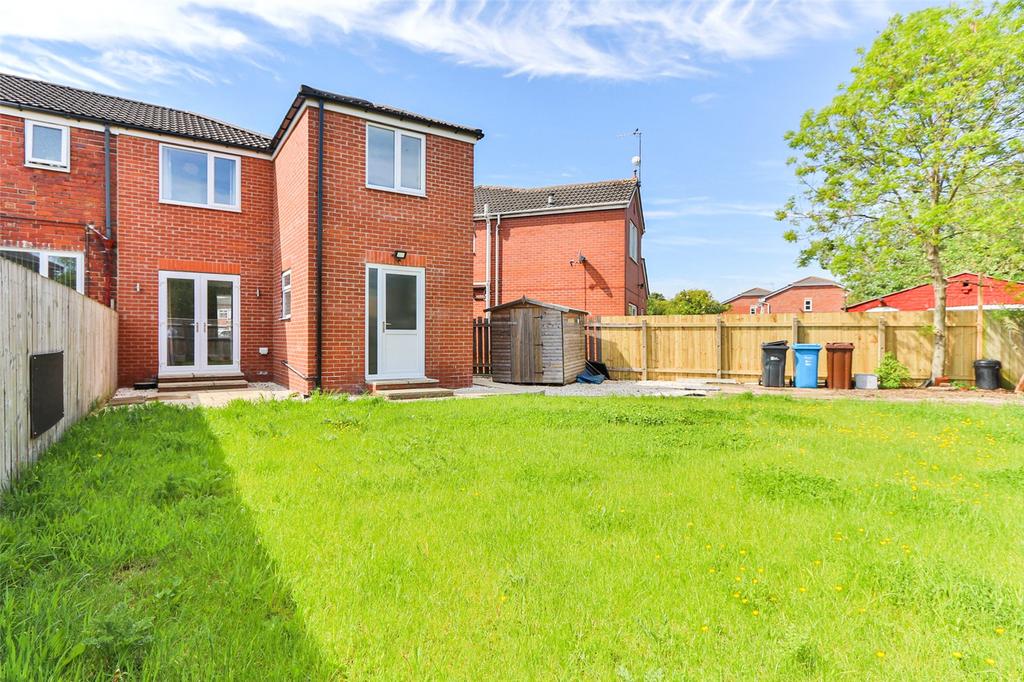Brooklands Road, Hull, East... 3 bed end of terrace house £140,000