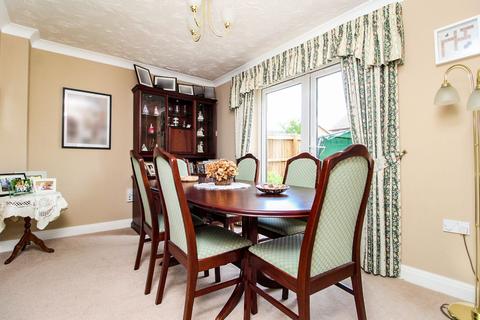 3 Barnes Road, Wootton, Bedford, MK43 9FB