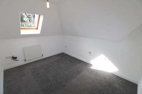 2 bedroom flat to rent, Talbot Road, Bournemouth BH9