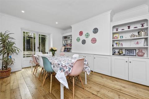 4 bedroom end of terrace house to rent, Fulham Road, Chelsea, London