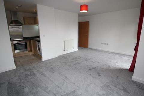 2 bedroom flat to rent, John North Close, High Wycombe, HP11