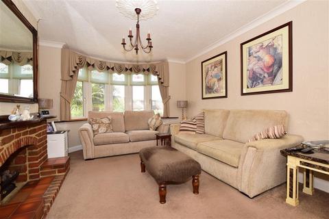 94 Barnehurst Avenue, Bexleyheath, DA7 6QB