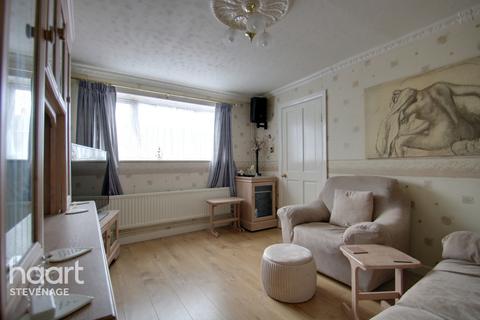 53 The Willows, Stevenage, SG2 8AW