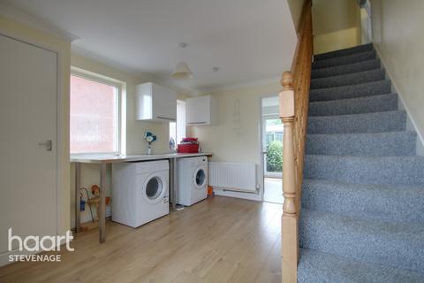 53 The Willows, Stevenage, SG2 8AW