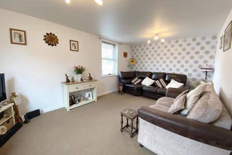 38 Fowen Close, Street, BA16 0FY