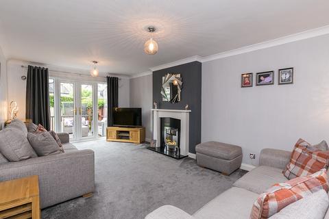 10 Alloway Loan, Edinburgh, EH16 6XH