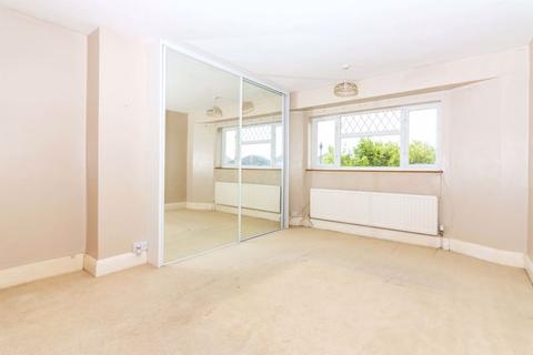9 Angus Road, Goring By Sea, Worthing, BN12 4BL