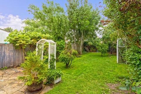 9 Angus Road, Goring By Sea, Worthing, BN12 4BL