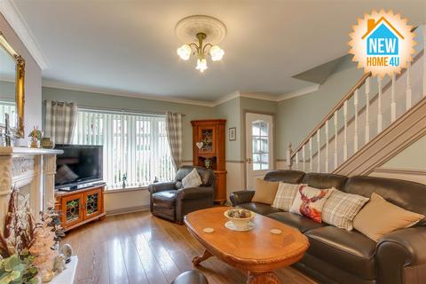 19 Circular Drive, Ewloe, Deeside, CH5 3DA