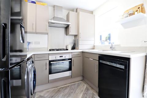 38 Bailey Drive, Castle Hill, Swanscombe, DA10 1AA