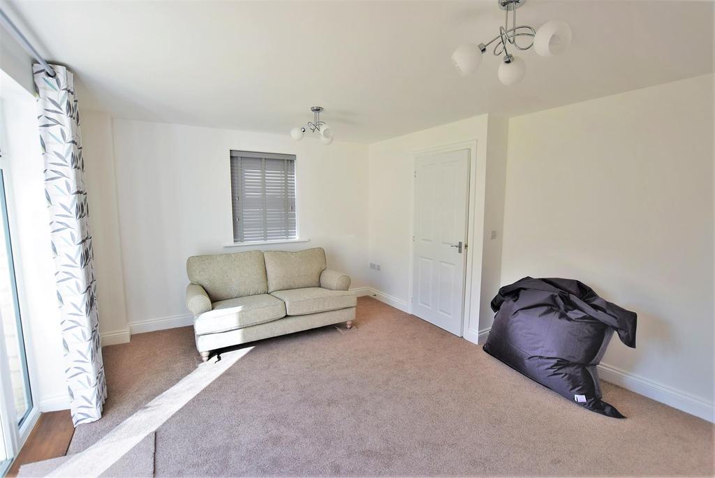 Living/Dining Room