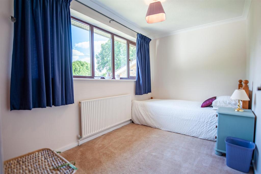Bedroom 4.jpg