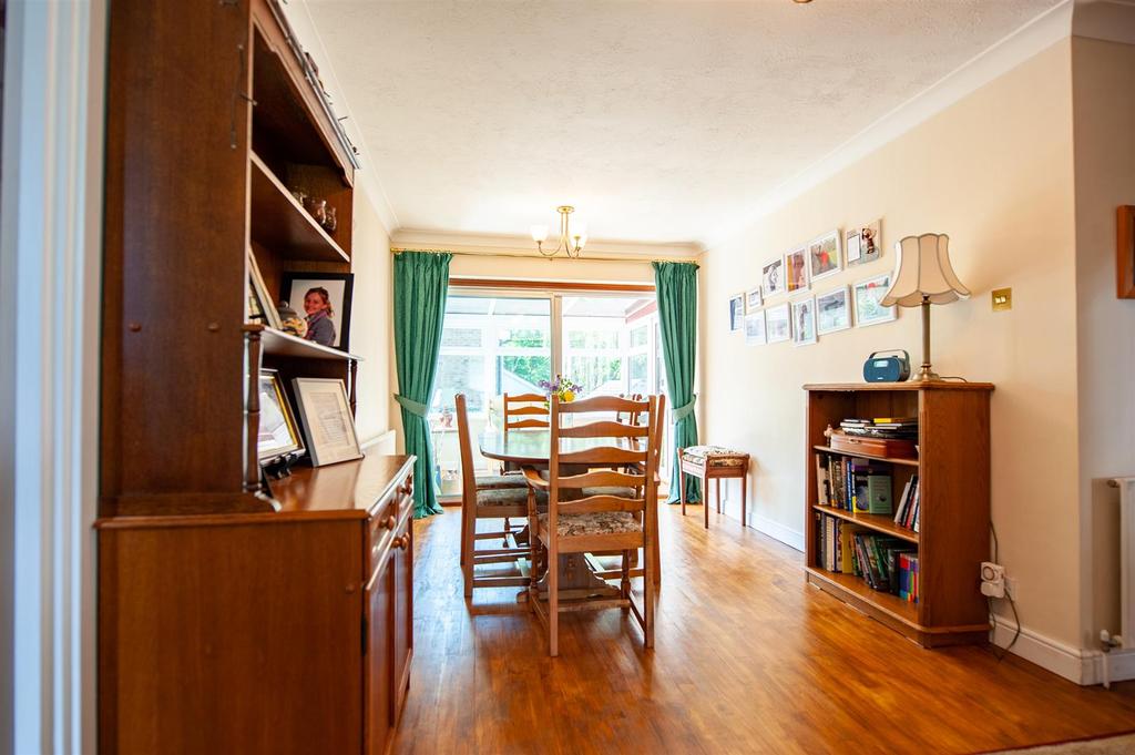 Dining Room.jpg