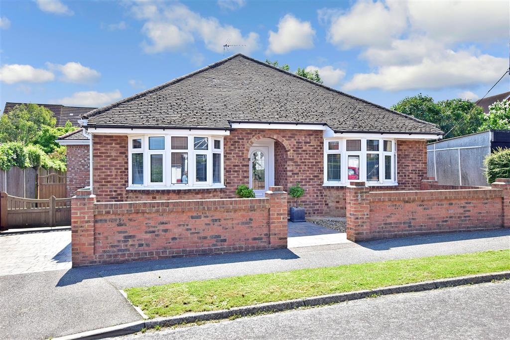 Lynmouth Drive, Minster On Sea, Sheerness, Kent 2 bed detached bungalow