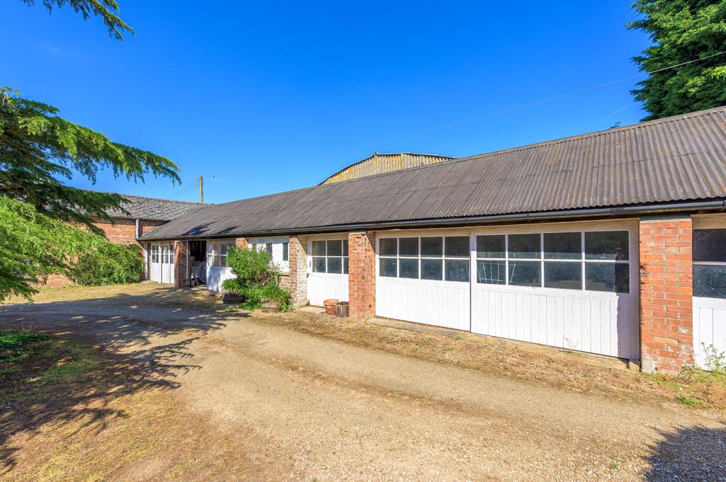 Extensive Outbuildingss