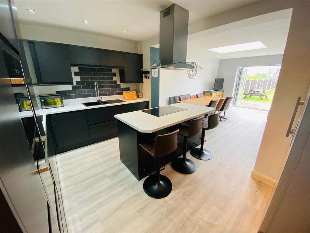 Kitchen Diner Family Room