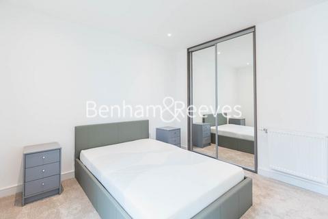 undefined, Greenleaf Walk, Southall UB1