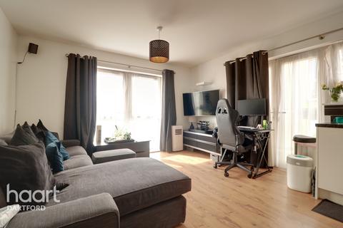 79 Temple Hill, Dartford, DA1 5TT