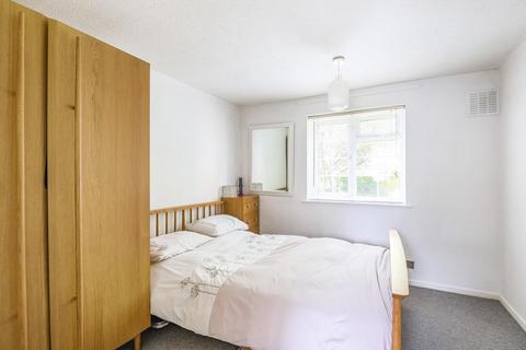 22 Ashdown Way, London, SW17 7TH