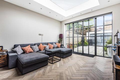 62 Black Lion Lane, London, W6 9BE