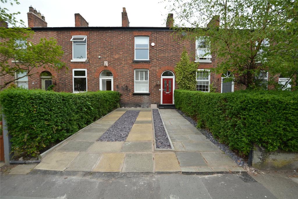 Urmston Lane Stretford M32 2 bed terraced house £1,100 pcm (£254 pw)