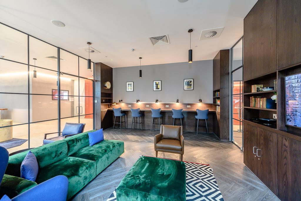 Landsby West Social Living Room Image07-min.jpg