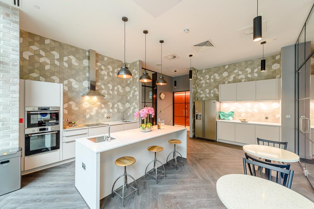Landsby West Social Kitchen Image01-min.jpg