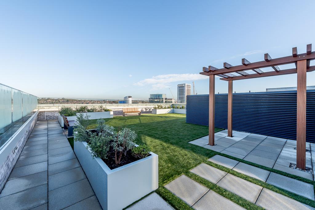 Landsby East Social Roof Garden Image04.jpg