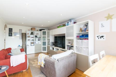 96a High Ash Drive, Leeds, LS17 8RE