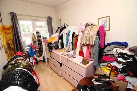 23 Charminster Road, Worcester Park, KT4 8PS